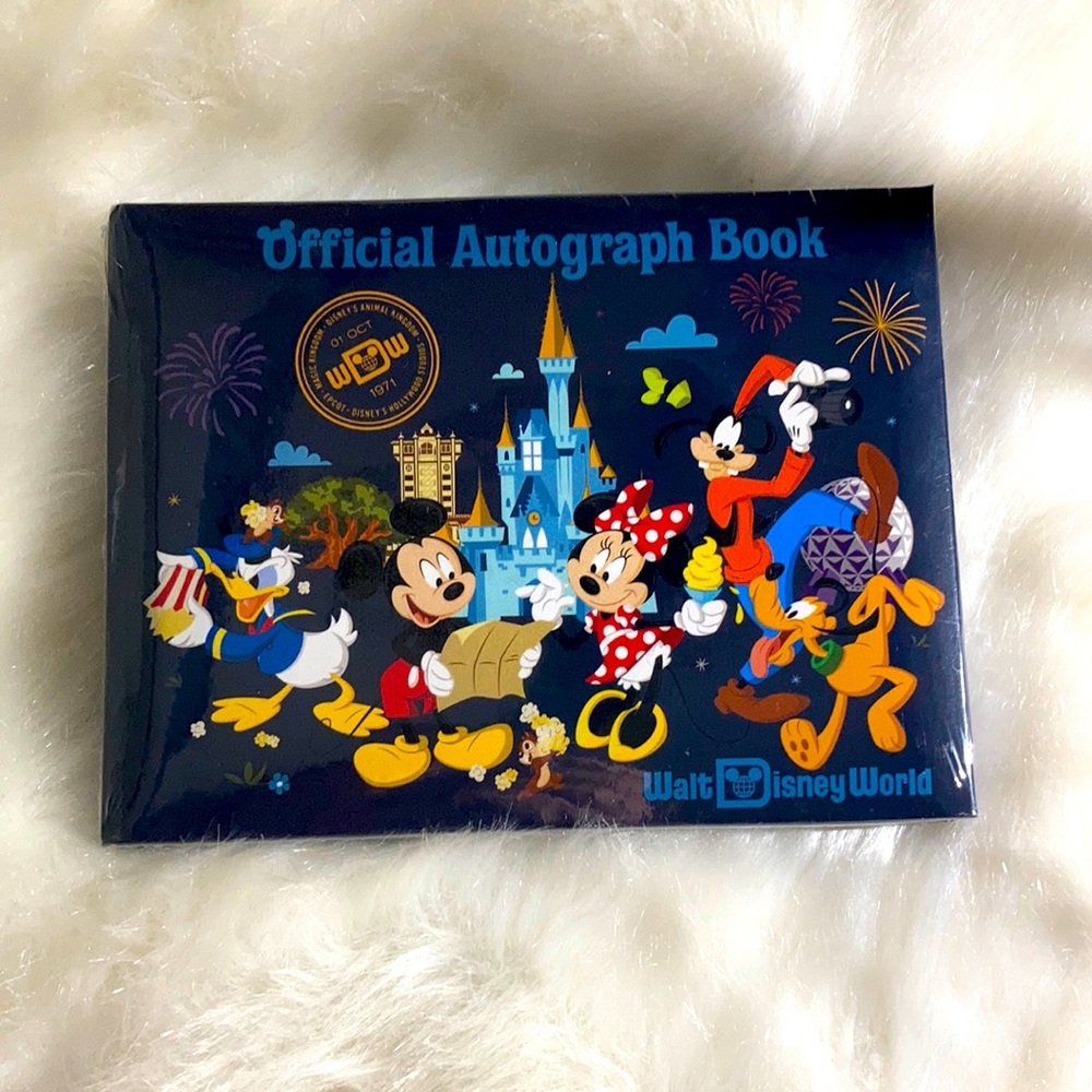 Disney world official autograph book